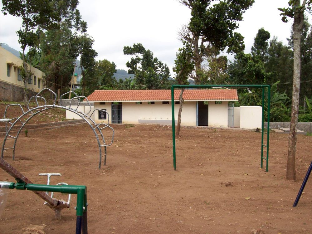 Pannaikadu toiletgebouw 2008