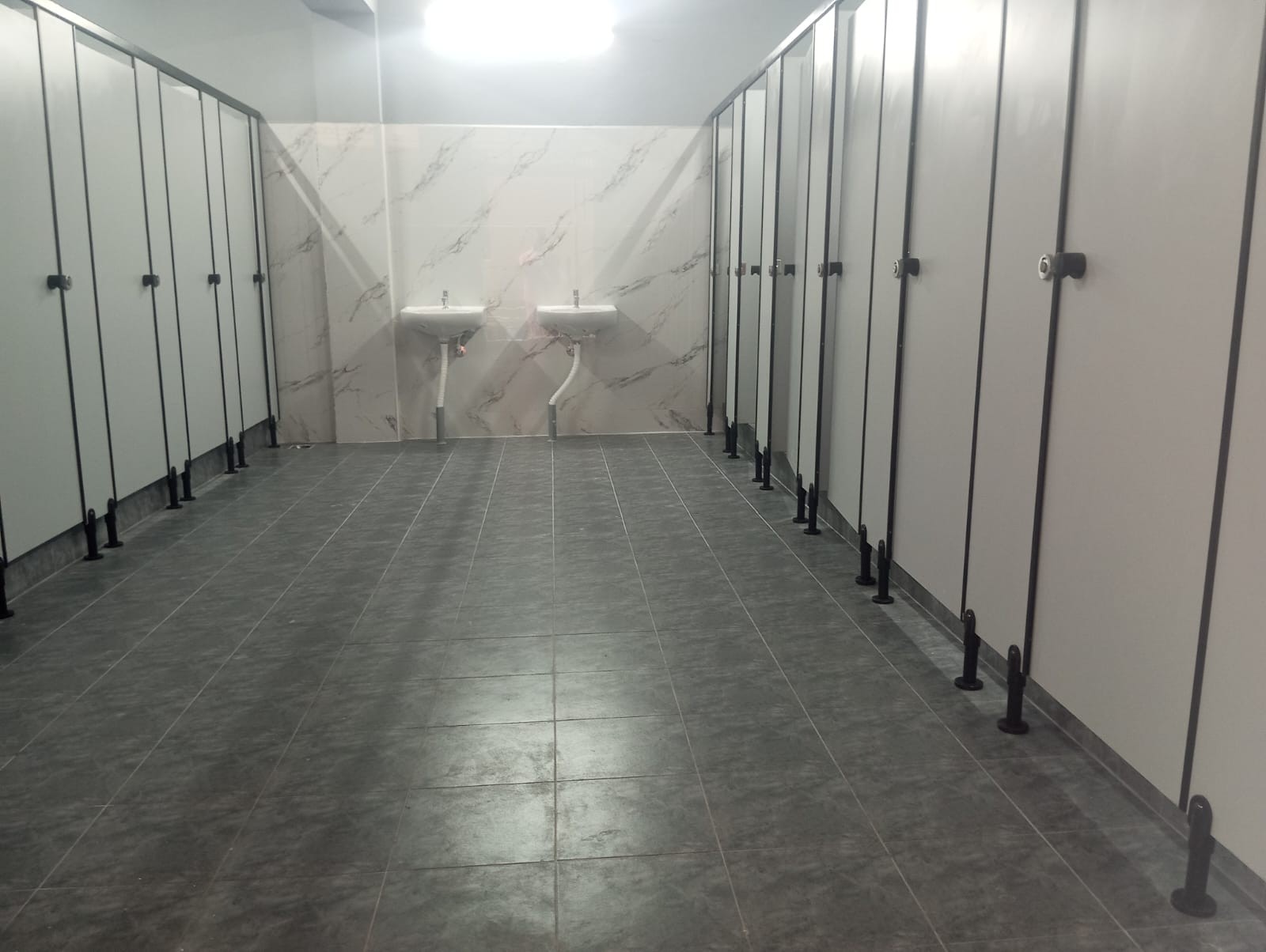 Vepery , nieuwe toiletten.jpg